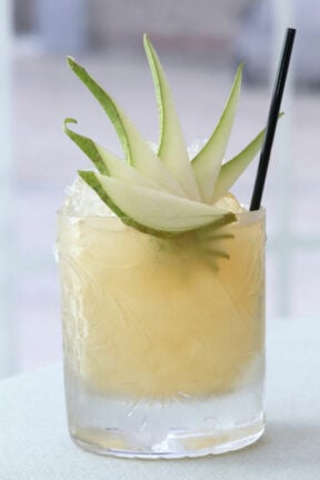 Pear, Cardamon and ginger mocktail