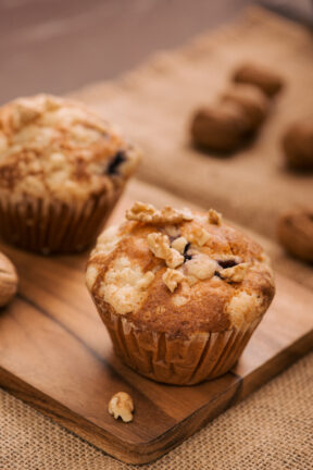 Apple and walnut cake