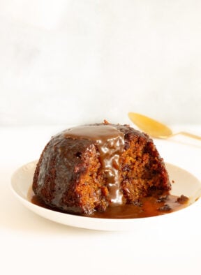 sticky toffee and coffee cake